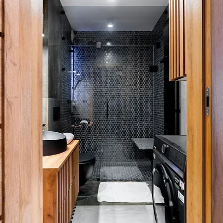 Modern With Sauna *