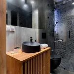 Modern With Sauna Apartmán *